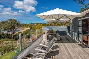 The Cottage – Oneroa’s Best Viewpoint Vacation rental in Auckland Region