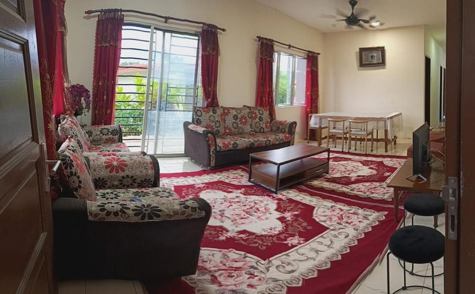 Homestay No 68 Raub Vacation rental in Selangor, Malaysia