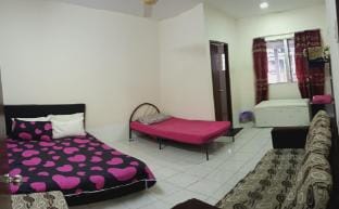 Homestay No 68 Raub Vacation rental in Selangor, Malaysia