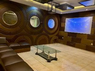 Royal Villa by CozyVilla at Puncak Resort Cipanas Vacation rental in West Java