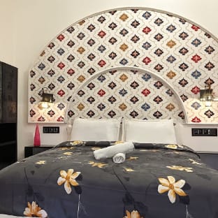 Nymph Chalet-AugustaHospitality-2bhk-3lvl pool-bbq Vacation rental in Lonavla