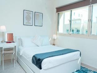 Modern Living in The Greens | Elegant 2-Bedroom Vacation rental in Dubai