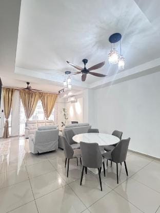 Cozy 4-Bedroom Staycation, Near Beach & Town Vacation rental in Pahang, Malaysia