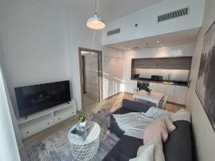 Modern one bedroom in marina Vacation rental in Dubai