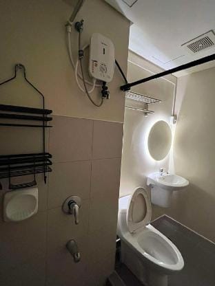 Lou's Condotel Avida Towers Davao Studio Type Vacation rental in Davao City