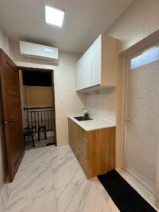 Casa Leveria Unit 6 w/ Balcony (Limited Parking) Vacation rental in Bacoor