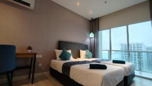 Seaview l Gaya St l JP Jetty l SICC @ Xinyu Suites Vacation rental in Kota Kinabalu
