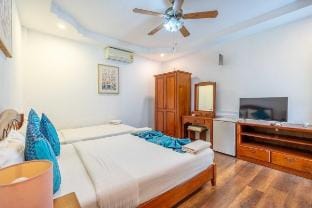 3 Bedroom Garden Cottage | Close to Naihan Beach Vacation rental in Rawai