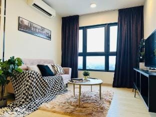MVA19#Family Suite 8 pax 3 Rooms Velocity Cheras Vacation rental in Federal Territory of Kuala Lumpur