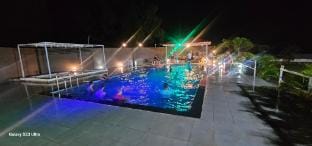 SK FARM & RESORTS  Farm Stay in Maharashtra