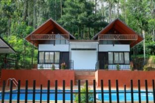 Prakrithi Luxe Retreat Farm Stay in Kerala