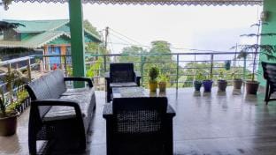 TINCHULEY PINE SHELTER homestay Vacation rental in West Bengal