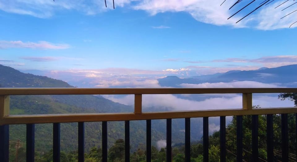 Kolkatawala Homestay and Restaurant Vacation rental in Darjeeling
