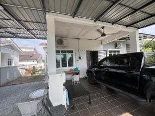 AZRUL HOMESTAY Vacation rental in Perak Tengah District