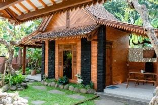 Homestay Pondok Jepun Banyuwangi Vacation rental in East Java