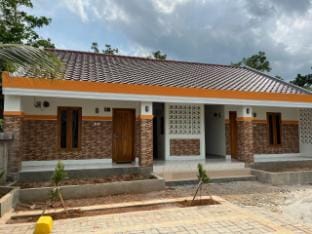 Setya Homestay Tanjung Lesung - Family Room Vacation rental in Indonesia
