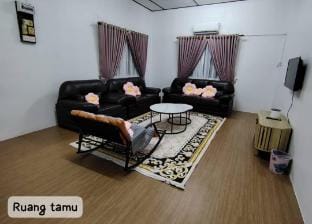 Homestay Bakri Hani 2 Vacation rental in Johor