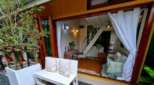 Rin's Land Bakery and Home Stay  Vacation rental in Laos