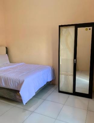 Griya Asri Syariah Near Akmil Vacation rental in Indonesia