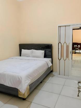 Griya Asri Syariah Near Akmil Vacation rental in Indonesia