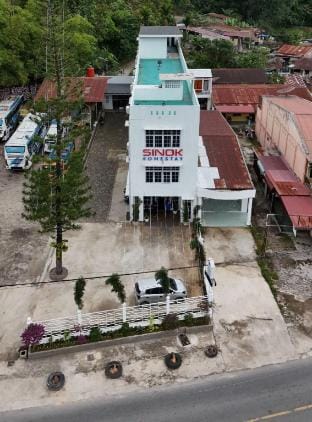 Sinok Homestay Parapat Hostel in Indonesia