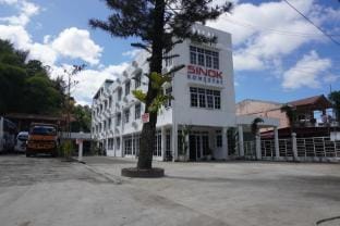 Sinok Homestay Parapat Hostel in Indonesia