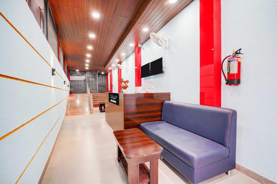 Collection O Bangalore Indiranagar Metro Station Hotel in Bengaluru