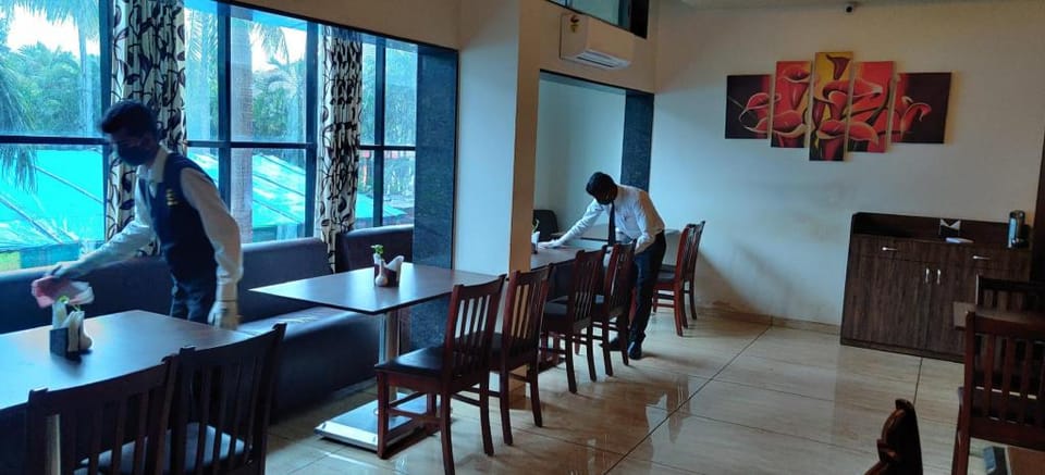 The Hotel Relax Kankavli Maharashtra Hotel in Maharashtra