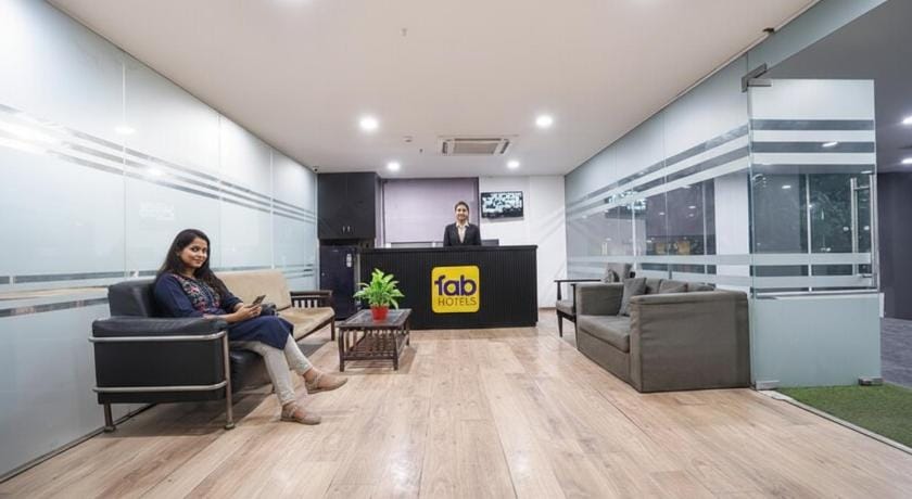 FabHotel Novis House Bed and Breakfast in Noida