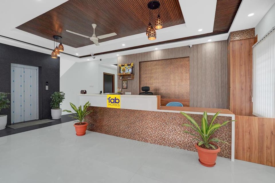 FabHotel Sai Palace - Jnana Ganga Nagar Hotel in Bengaluru