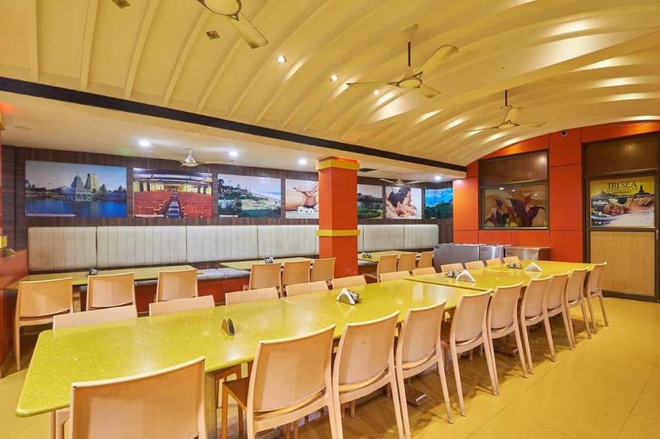 Hotel Tri Sea Kanniyakumari Tamil Nadu Hotel in Tamil Nadu