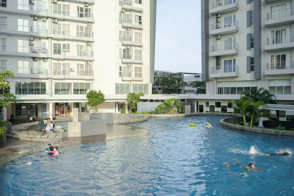 Casa de Parco Apartment by Emily in Town Hotel in West Java