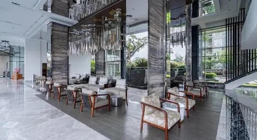 Landmark Residence by Emily in Town Hotel in Bandung
