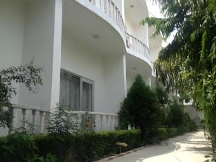 Hotel Isabel Palace Khajuraho Madhya Pradesh Hotel in Uttar Pradesh