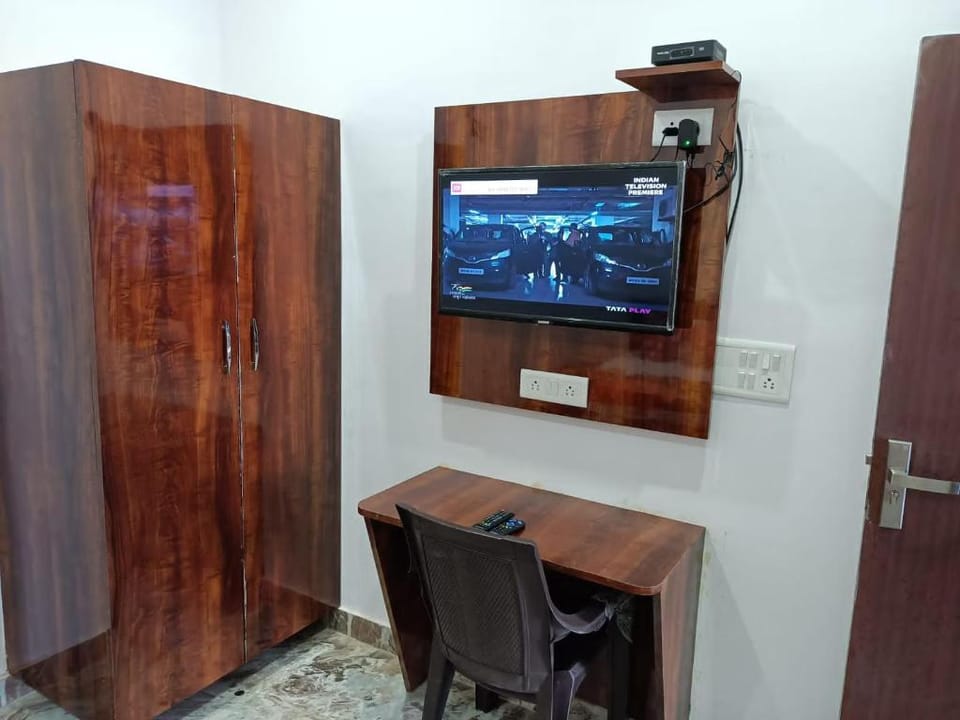 Govind Bhawan Vrindavan Uttar Pradesh Hotel in Uttar Pradesh