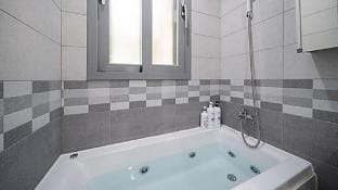 Gapyeong Lavita Kids Pool Villa Bed and Breakfast in Gyeonggi-do