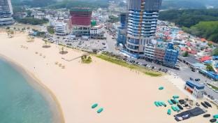 Yangyang Naksaneuisangdae Pension Bed and Breakfast in South Korea