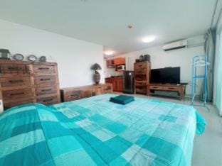 Bangsaray Beach Condo (B220) บางเสร่ บีช Apartment in Chon Buri Changwat