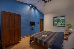SaffronStays Adora Annex – Romantic Beach Villa Villa in Maharashtra