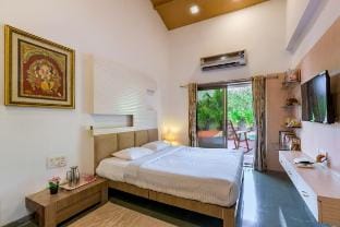 SaffronStays Adora Woods – Pool + Beach+ Kids pool Villa in Maharashtra