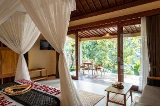 Varendra Ubud by Madhava Villas Villa in Ubud