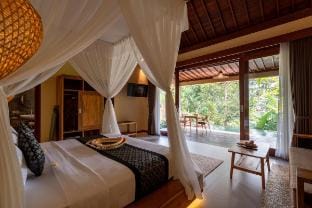 Varendra Ubud by Madhava Villas Villa in Ubud