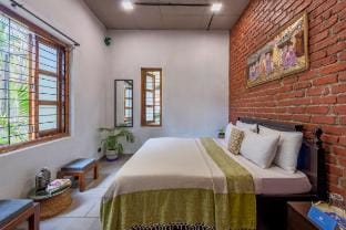 SaffronStays Atmos: rustic villa with projector Villa in Maharashtra