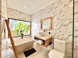 Marigold Villa: 2-Bedroom Villa with Private Pool Villa in Tampaksiring
