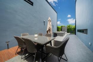 Designer Loft Villa Retreat in Pasak, Laguna Area Villa in Choeng Thale