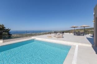 Villa Santa Irini 1 - With Heated Pool Villa in Crete