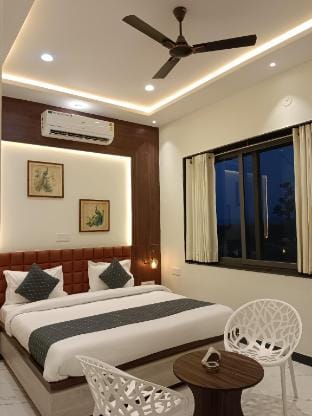 7bhk luxurious villa in badi Villa in Gujarat