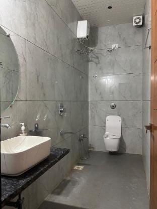 7bhk luxurious villa in badi Villa in Gujarat