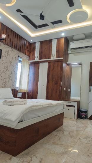 Cascade Villa Spacious 5BHK Luxury  Villa Villa in Bengaluru