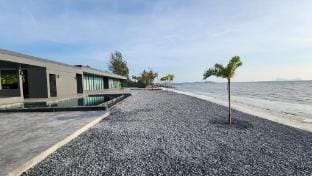 Para Villa (พารา วิลล่า) Villa in Thailand